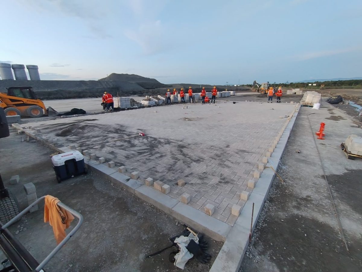 Adoquines portuarios Tectónico instalados en Puerto Antioquia (Urabá)