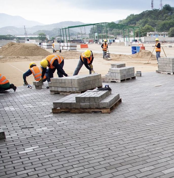 Patio de Contenedores Serteba Santa Marta - Adoquines portuarios Tectónico